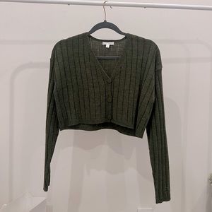 Dark green, cropped, V- neck sweater